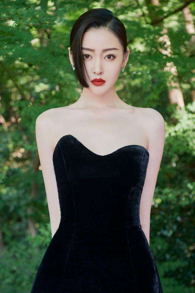 骗贷超6.6亿元 涉金融领域犯罪嫌疑人张某潜逃境外三年后被押解回国